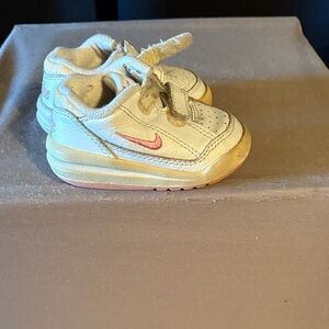 Nike Kids Cream and Pink Sneakers
